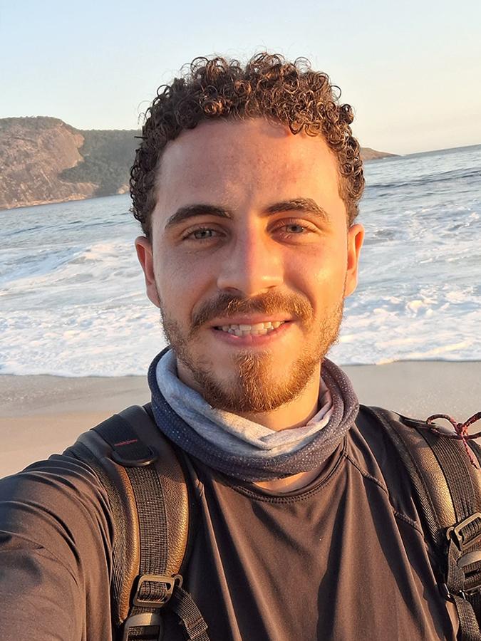 Leo Carvalho Headsho