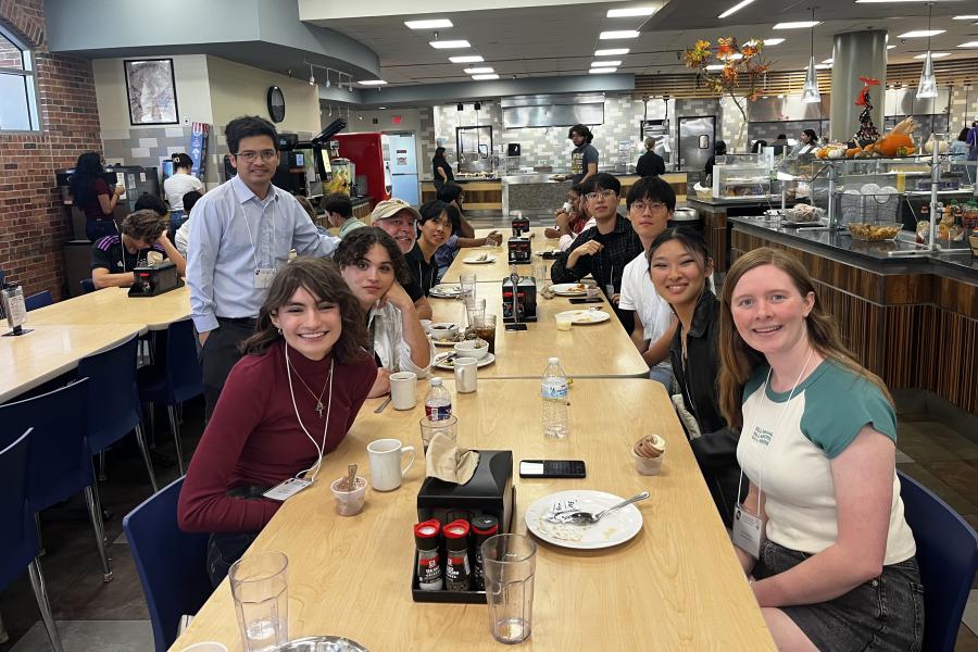 MObius Club Attends TUMC Conference